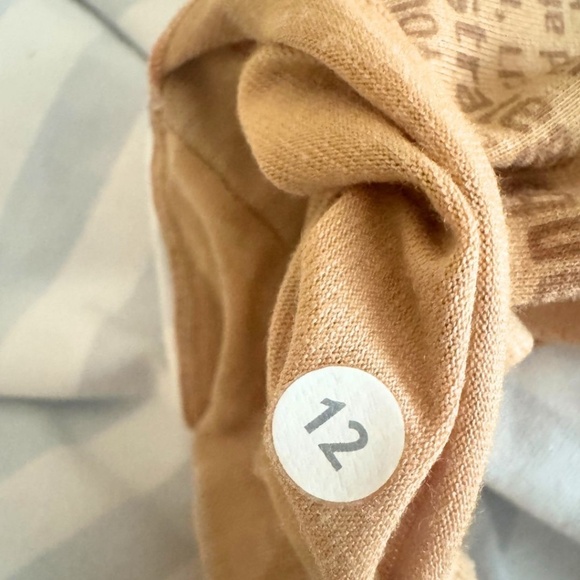 Lululemon White & Blue Striped Scoop Neck Racerback Tank – Size 12 - Picture 8 of 10